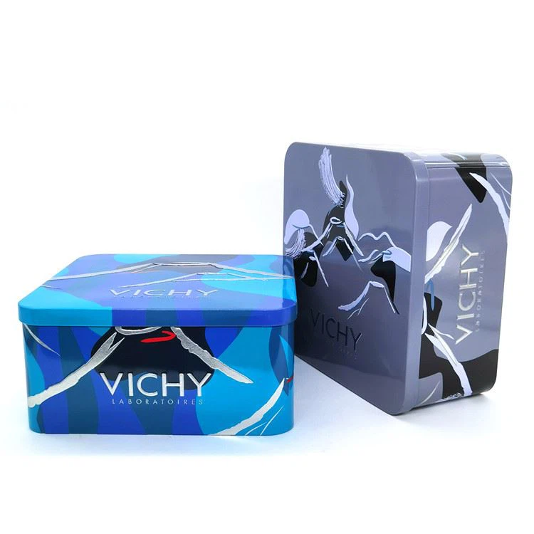 Cosmetica en verpleegkundige ijzeren dozen